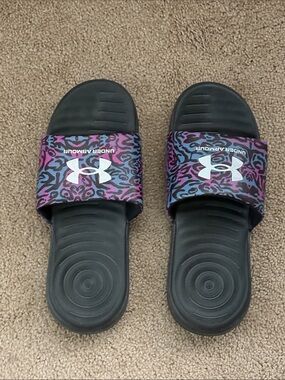 Womens Under Armour Black Slides with Purple & Blue Leopard Strap Pattern